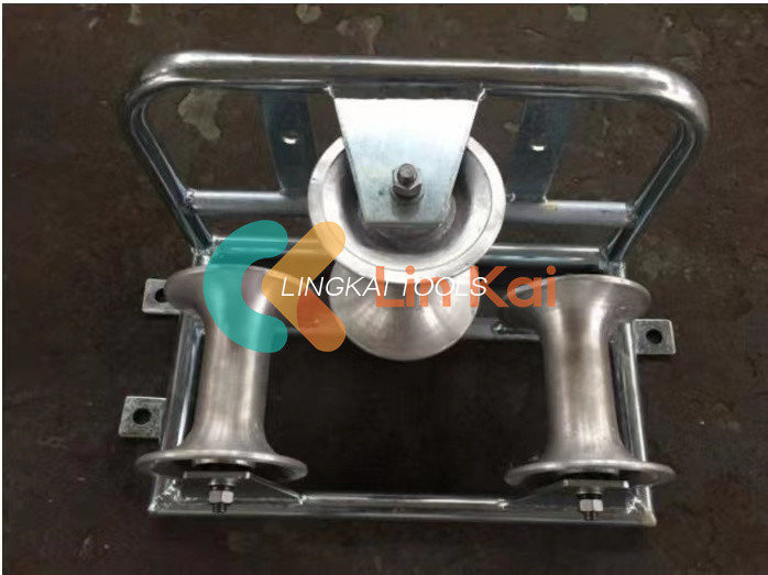 Steel Aluminum Cable Rollers ສໍາລັບການຕິດຕັ້ງສາຍໄຟໃຕ້ດິນ
