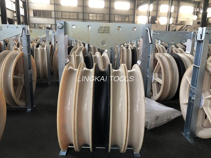 40KN MC Nylon Stringing Pulleys Bundled Conductor Pulley ສໍາລັບສາຍສົ່ງ