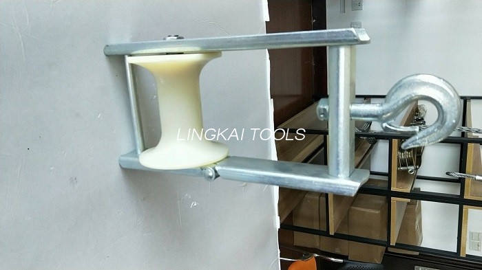 ຕັນ Pulley ທົນທານດ້ວຍອາລູມິນຽມ Nylon Sheave Roller Bunch Conductor Block Aerial Cable Stringing Roller